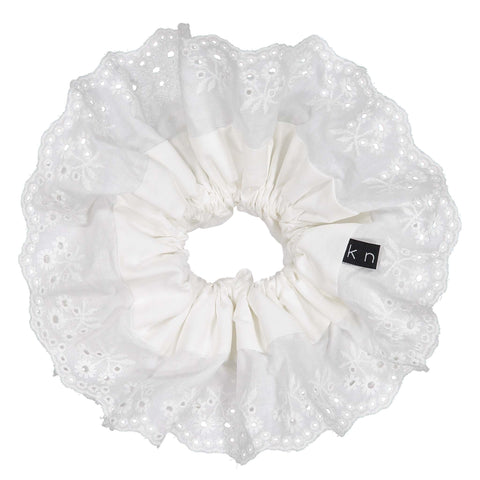 Knot Hairbands Eyelet Scrunchie // White